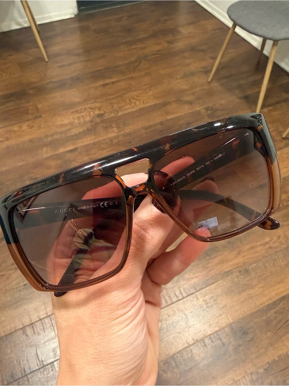 Gucci Tortoiseshell Brown Gradient Shield Sunglasses - Picture 4 of 11